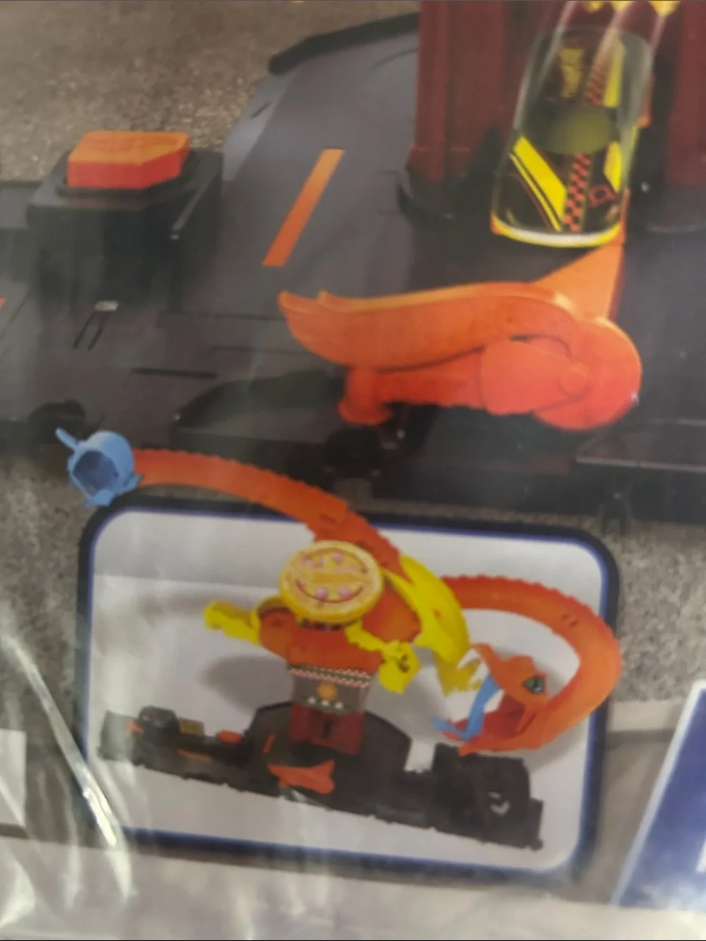 Hot Wheels pizza slam cobra  Attack  Playset new